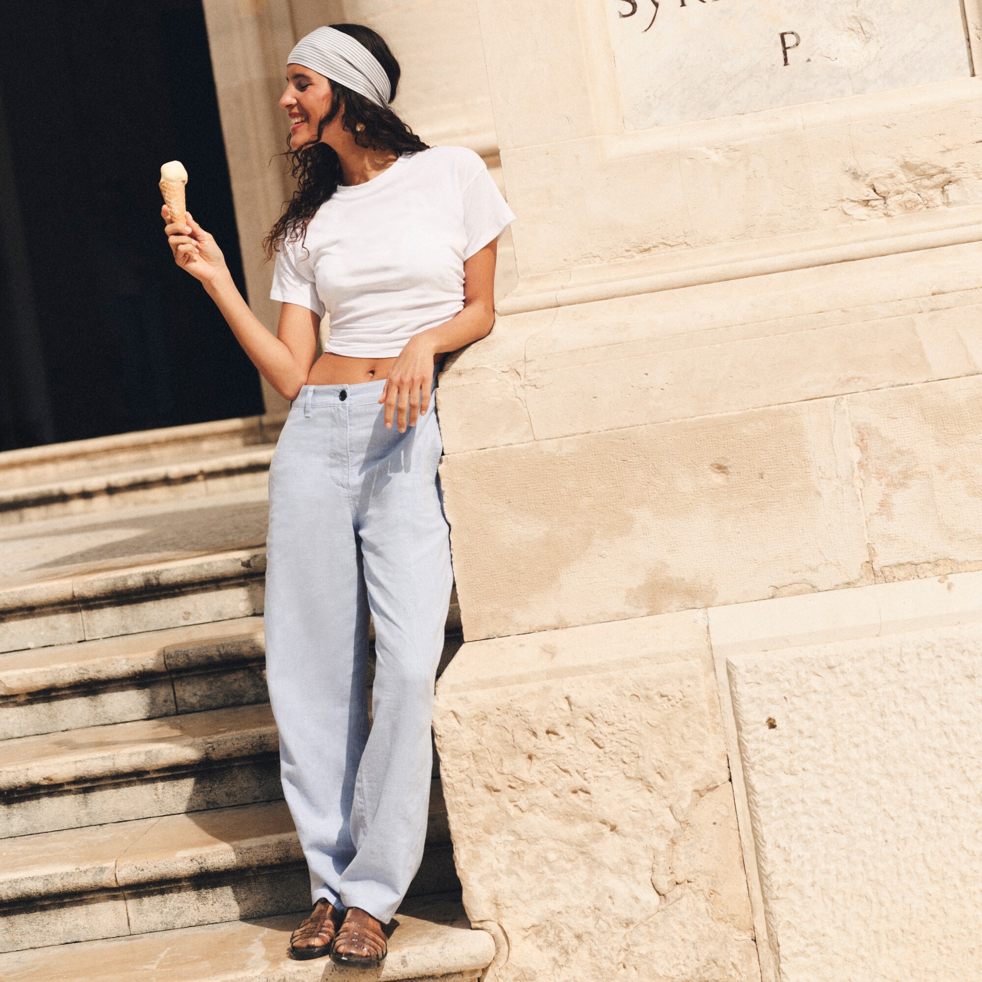 womens Relaxed barrel-leg pant in linen-TENCEL&trade; lyocell blend