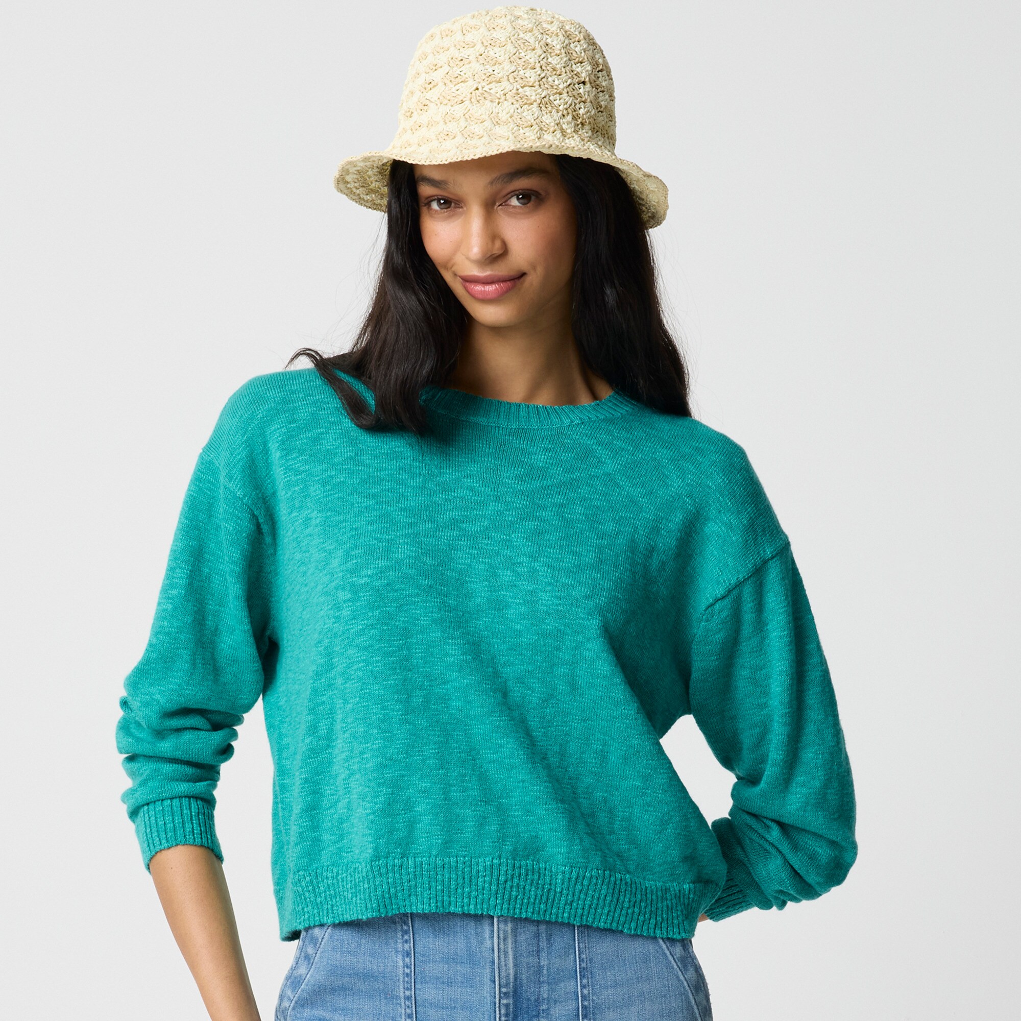  Oversized drop-shoulder beach sweater